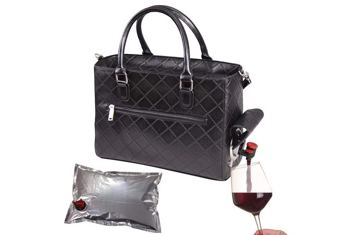 08_A-portable-wine-dispenser
