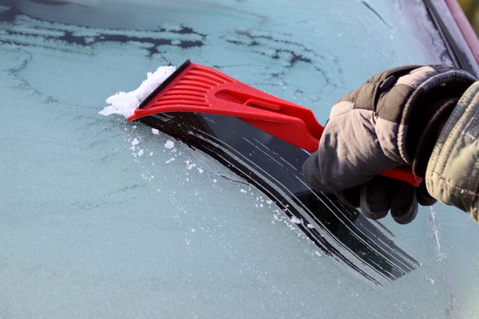 white vinegar uses car window frost