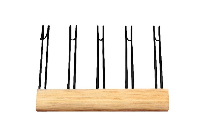 chalk holder music staff