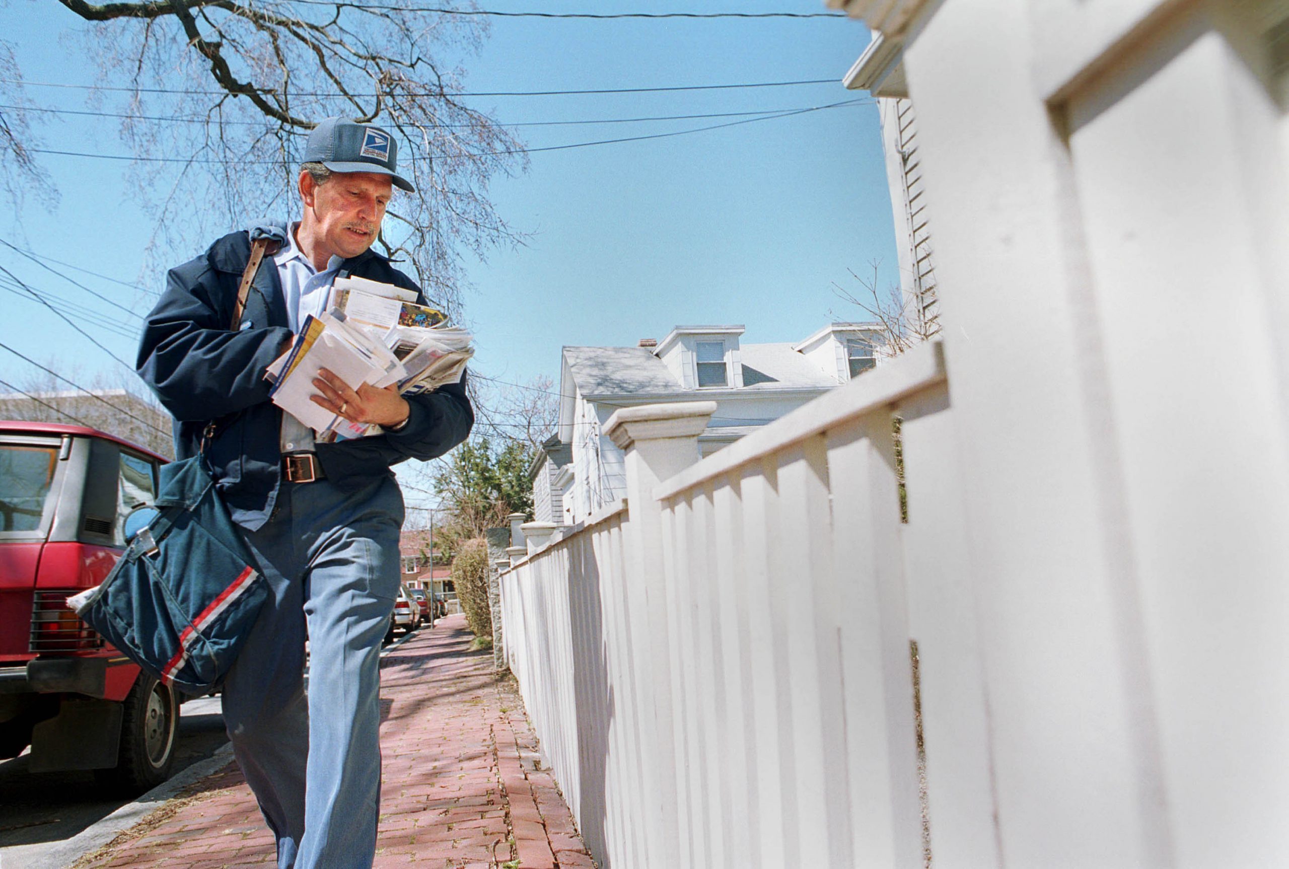 I Was a Mail Carrier for 20+ Years—Here’s What I Know About You