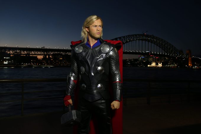 thor statue