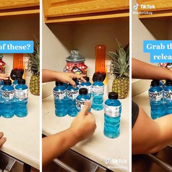 Hands open a Powerade six-pack on a kitchen counter, surrounded by jars, a pineapple, and text instructions.