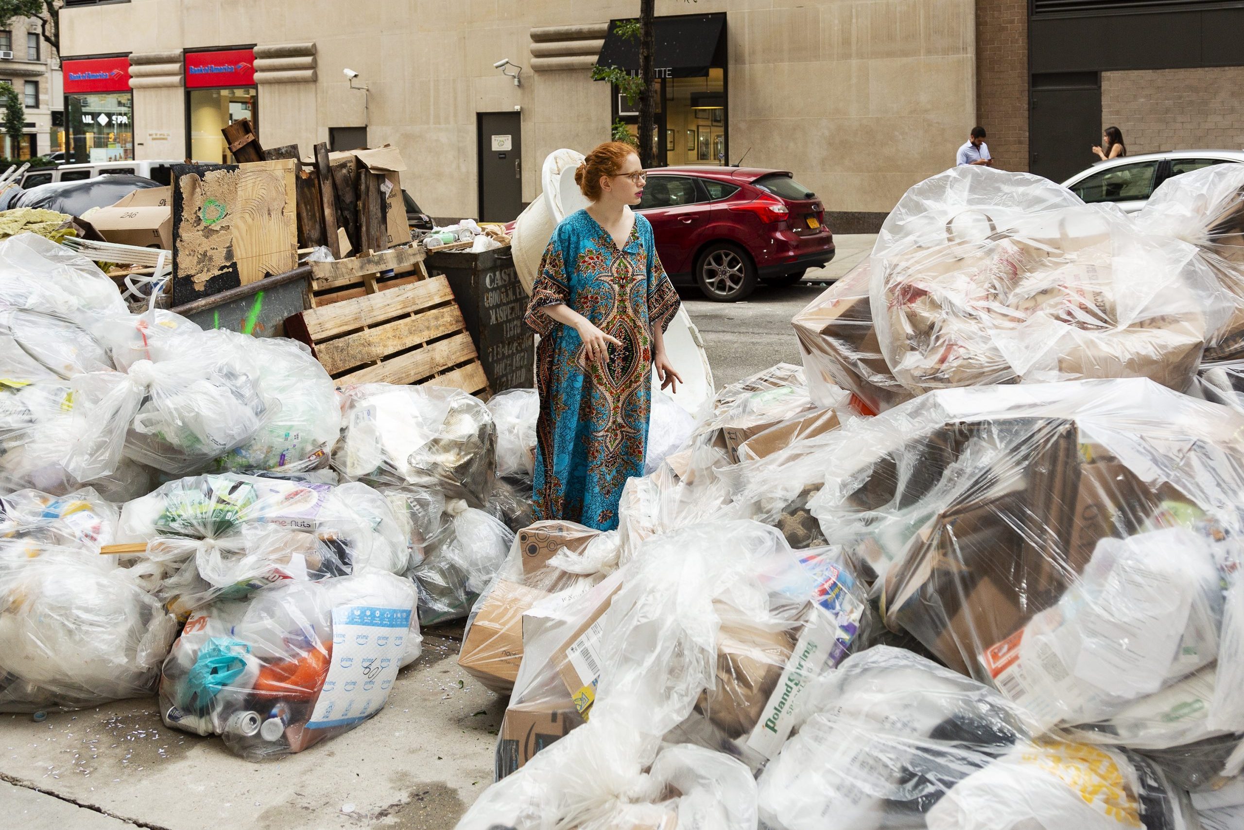 trash walker Anna Sacks
