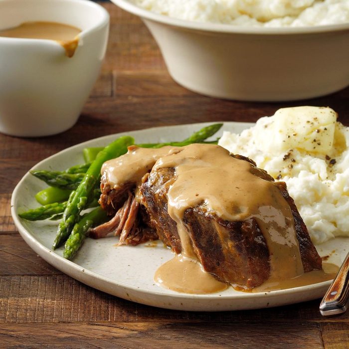 Beef In Mushroom Gravy Exps Hscbz19 7967 E07 12 5b 1