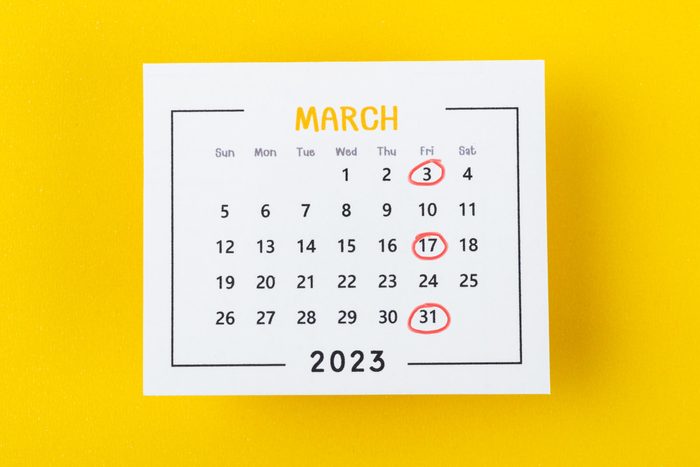calendar with red circles every other Friday