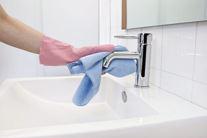 Cleaning Faucet