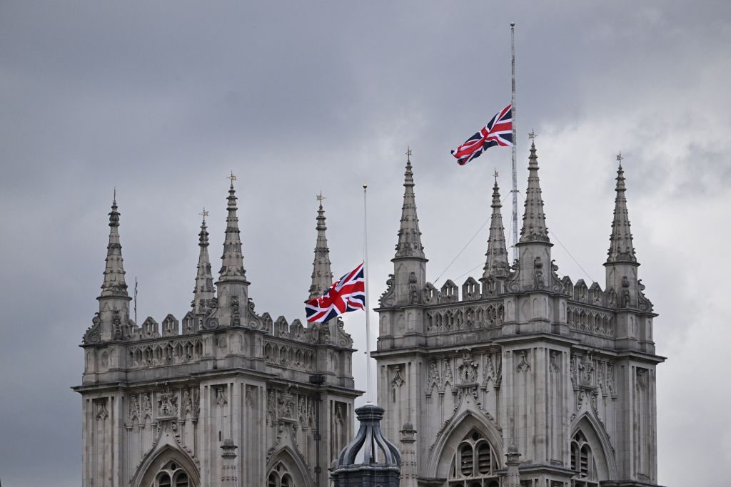 TOPSHOT-BRITAIN-ROYALS-QUEEN-DEATH