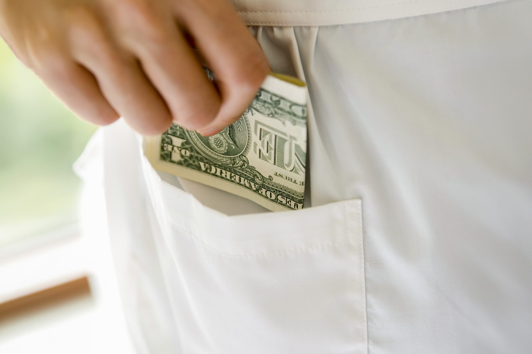 17 Polite Habits Hotel Workers Actually Dislike—and What To Do Instead