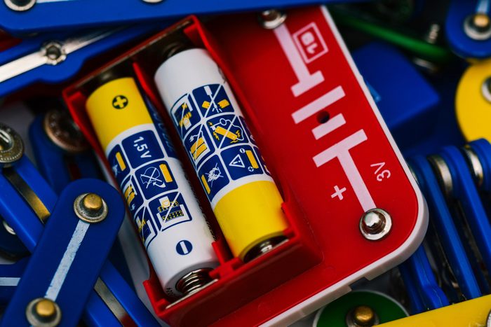 batteries in kids toy
